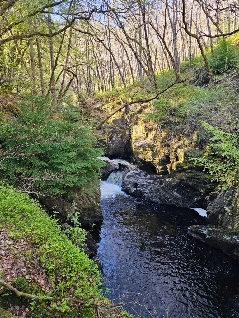 Explore crieff