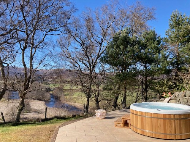 Holiday let Aviemore. Milton Lodge 