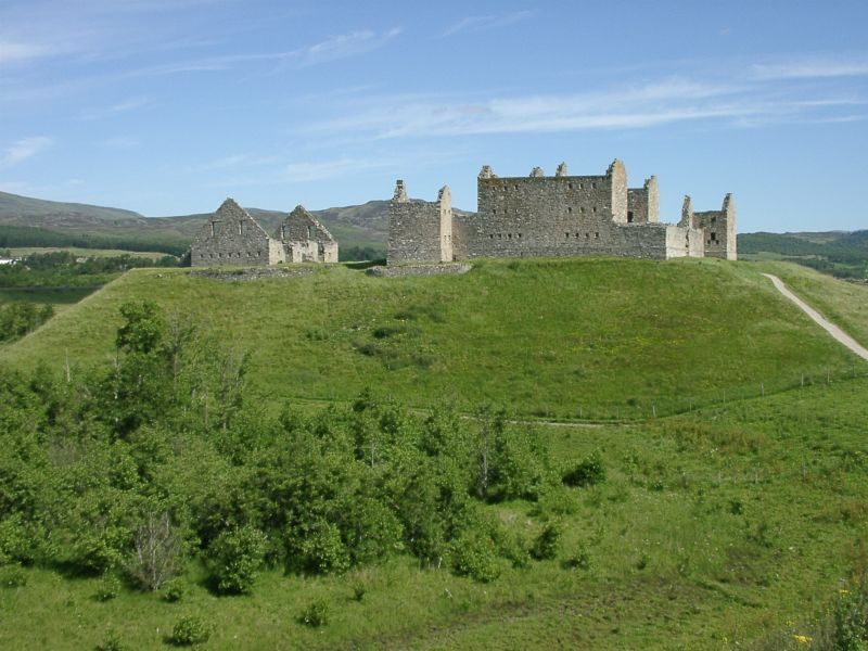 Ruthven Barracks. Accommodation near Aviemore 